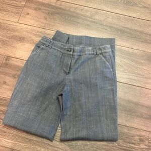 Attention brand jeans